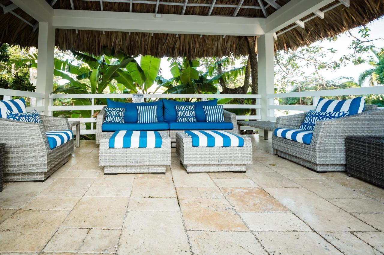 לוסאה Blue Paloma Bed & Breakfast מראה חיצוני תמונה