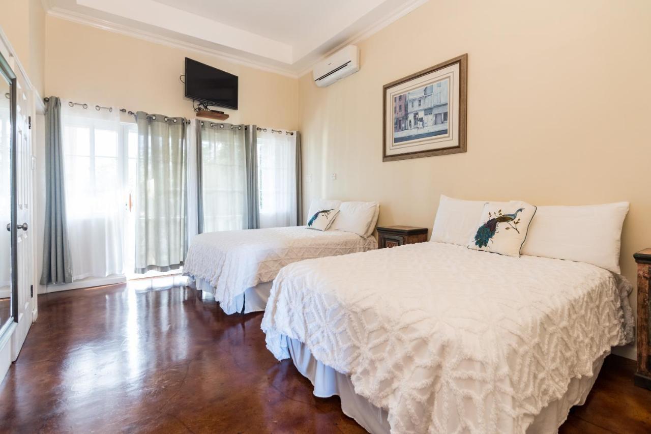 לוסאה Blue Paloma Bed & Breakfast מראה חיצוני תמונה
