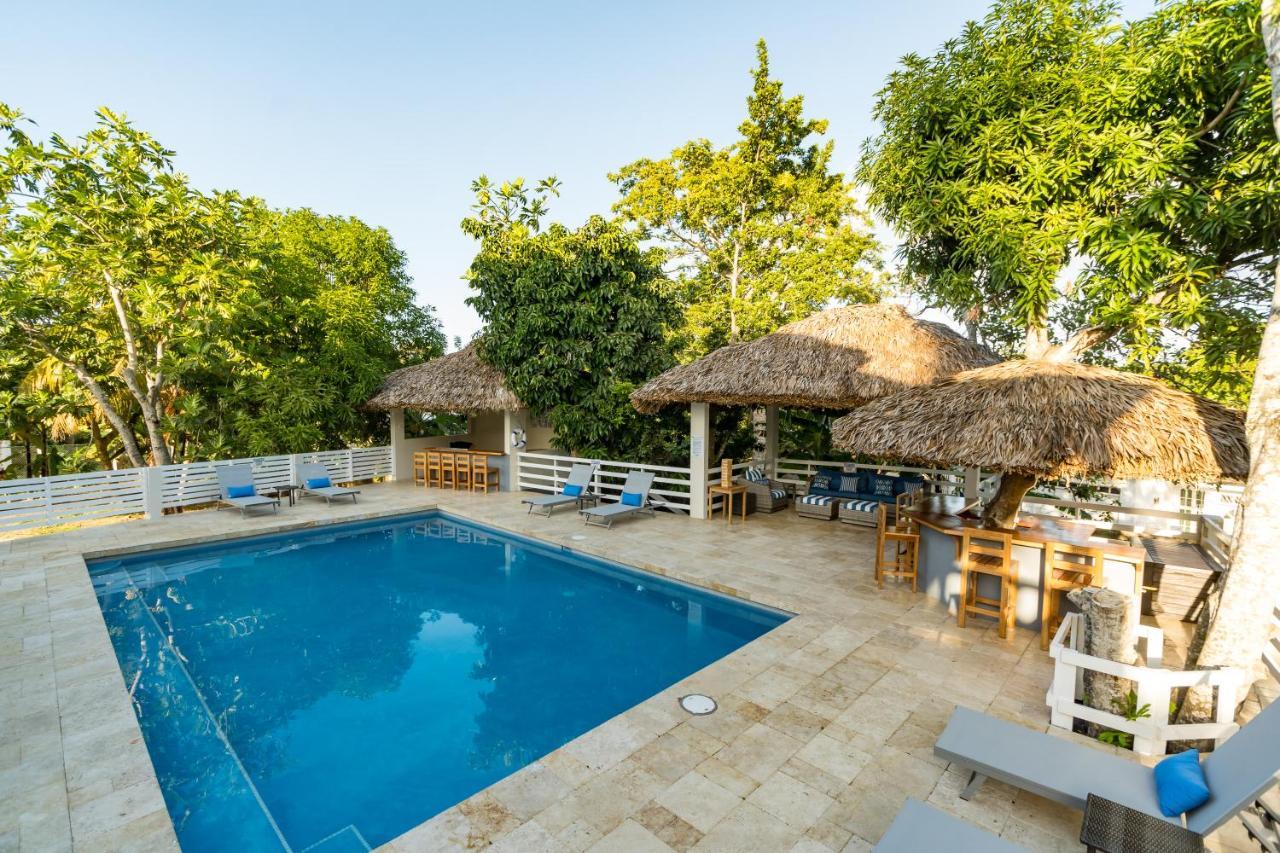 לוסאה Blue Paloma Bed & Breakfast מראה חיצוני תמונה