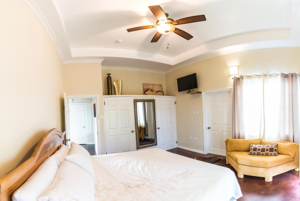 לוסאה Blue Paloma Bed & Breakfast מראה חיצוני תמונה
