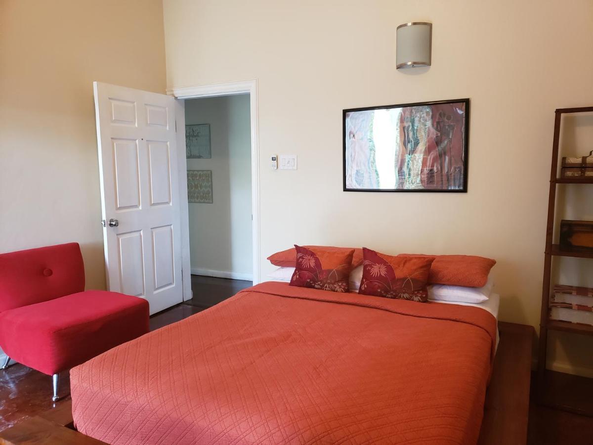 לוסאה Blue Paloma Bed & Breakfast מראה חיצוני תמונה